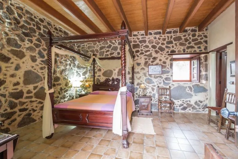 Hotel Rural Mahoh Corralejo 4*,